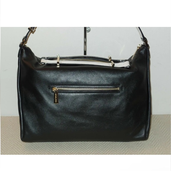 Michael Kors, EUC Chelsey, large convertible shoulder bag, black leather. - Picture 2 of 8